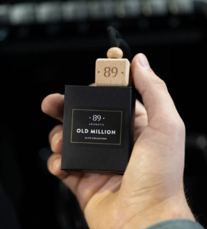 Ambientador Suspenso para Carro Premium Design Sofisticado Fragrância Duradoura | AROMATIC•89• | Exclusivo Portugal