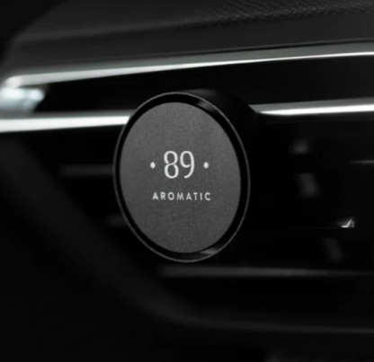 Clipe de Ventilação Purificador de Ar para Carro Premium Fragrância Contínua Design Elegante | AROMATIC•89• | Exclusivo Portugal