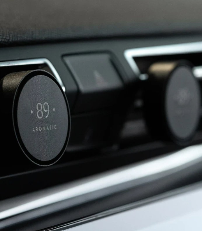 Clipes de Ventilação Purificador de Ar para Carro Premium 2 Peças Fragrância Duradoura | AROMATIC•89• | Exclusivo Portugal