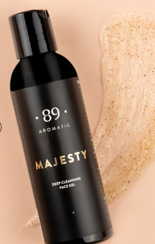 Gel de Limpeza Facial Esfoliante Premium Renovação Celular Luminosidade | AROMATIC•89• | Exclusivo Portugal