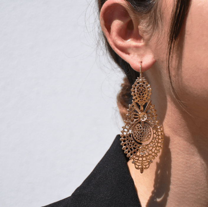 Brincos Rainha Grande | Aço Inoxidável Dourado | Alma de Portugal