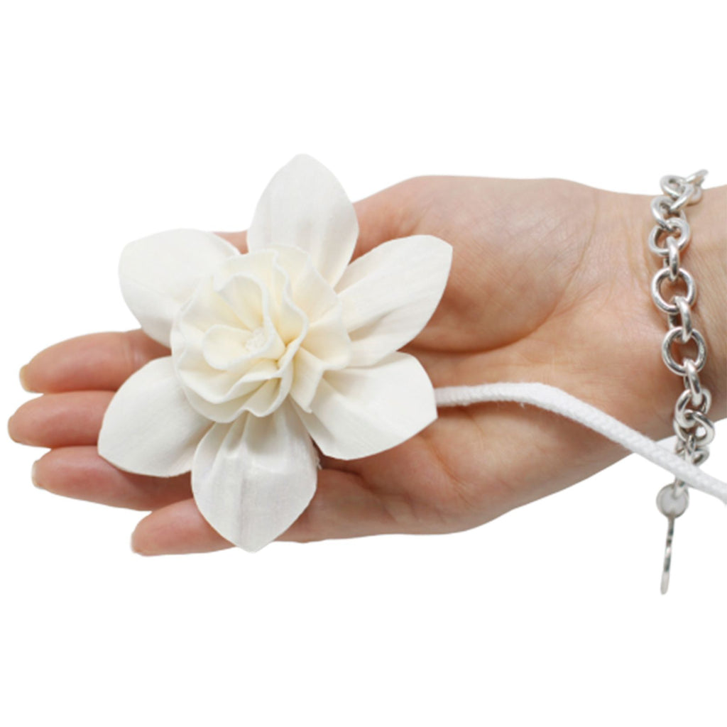 Flor para Difusor em Madeira de Sola – Lírio Grande com Cordão | Ancient Wisdom