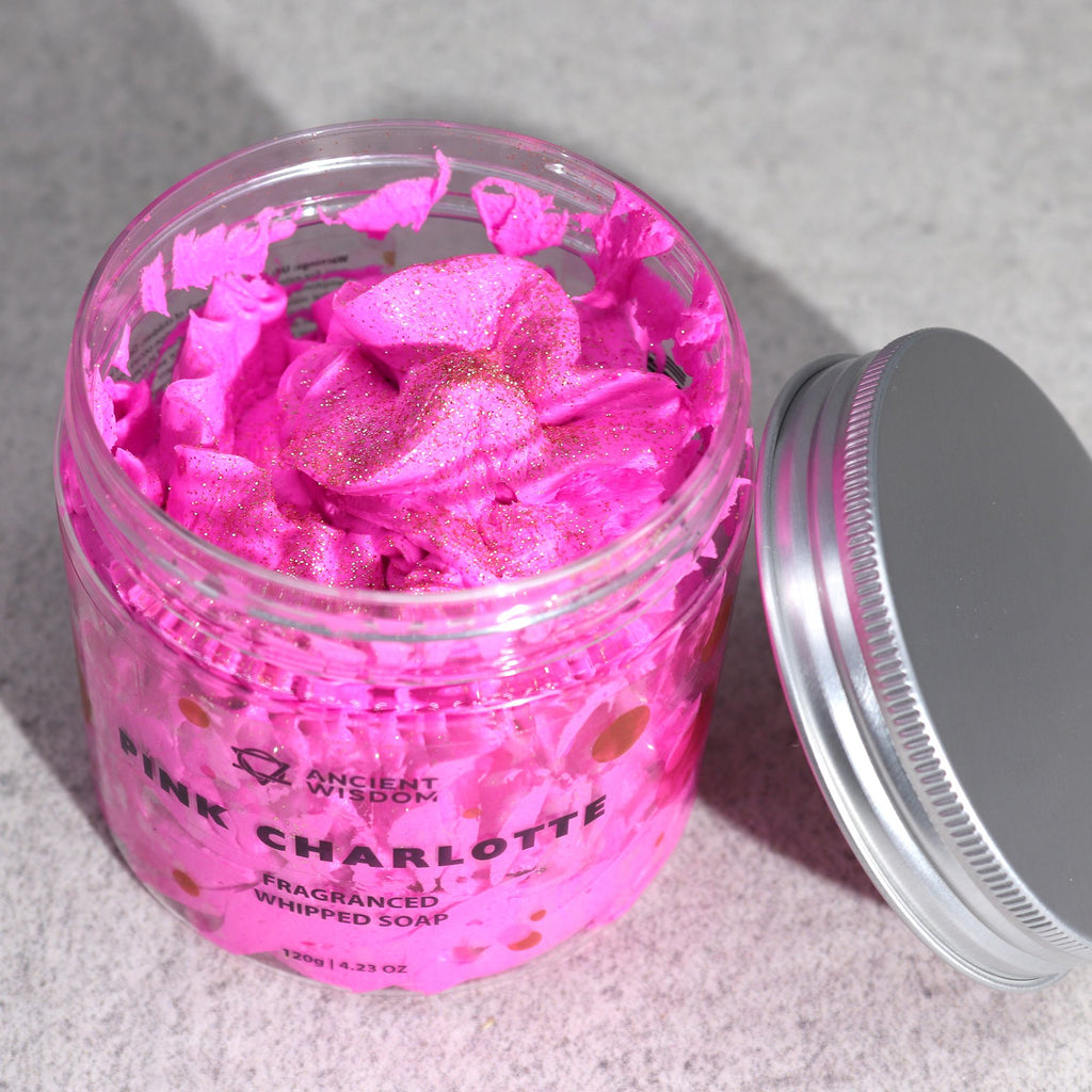Sabonete Cremoso Batido Pink Charlotte – 120 g | Ancient Wisdom