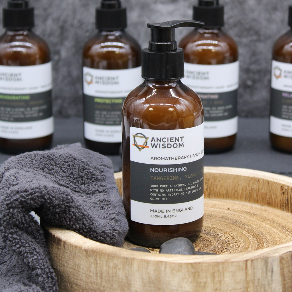 ANCIENT WISDOM - Loção para Mãos e Corpo Sândalo e Rosa 250 ml