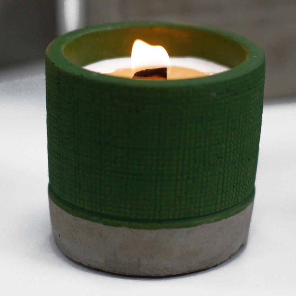 Vela de Soja em Pote Verde de Cimento – Musgo Marinho e Ervas com Pavio de Madeira | Ancient Wisdom