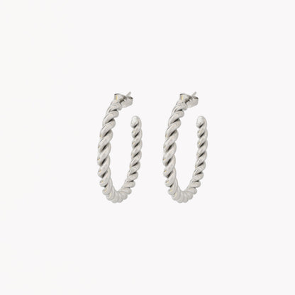 Twisted effect steel rings 