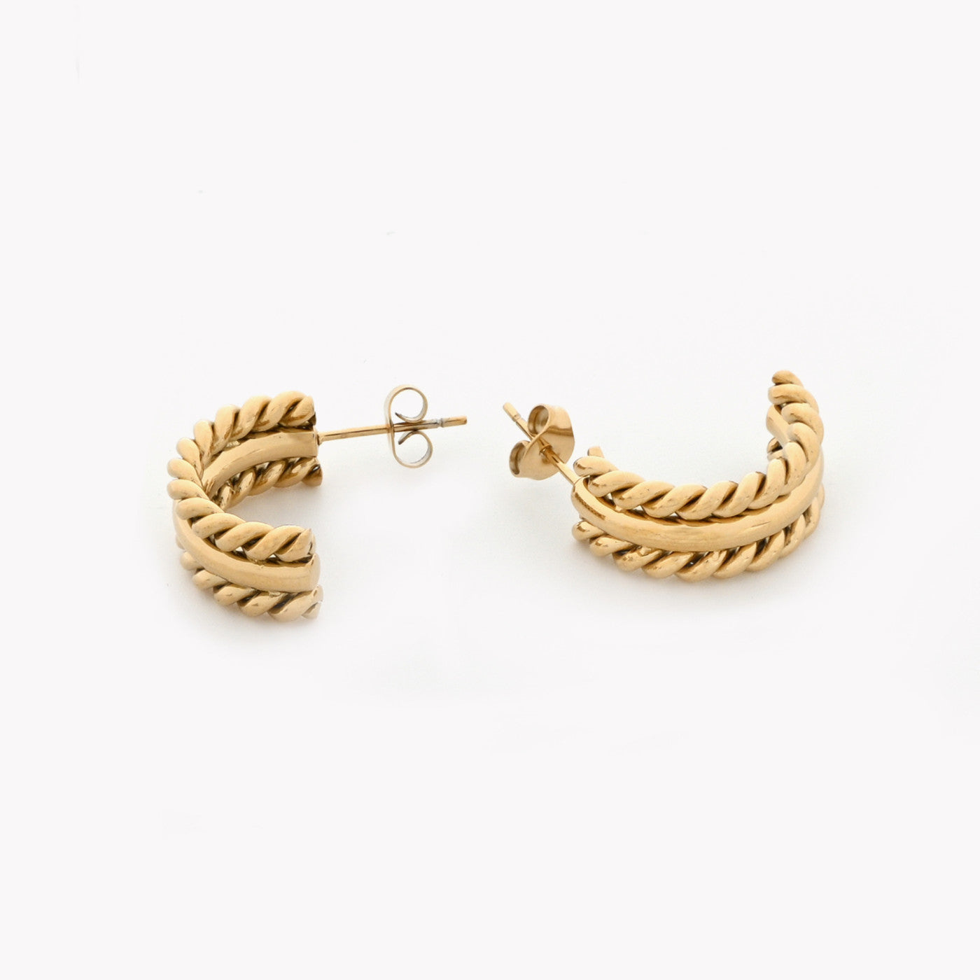 Twisted hoop earrings 
