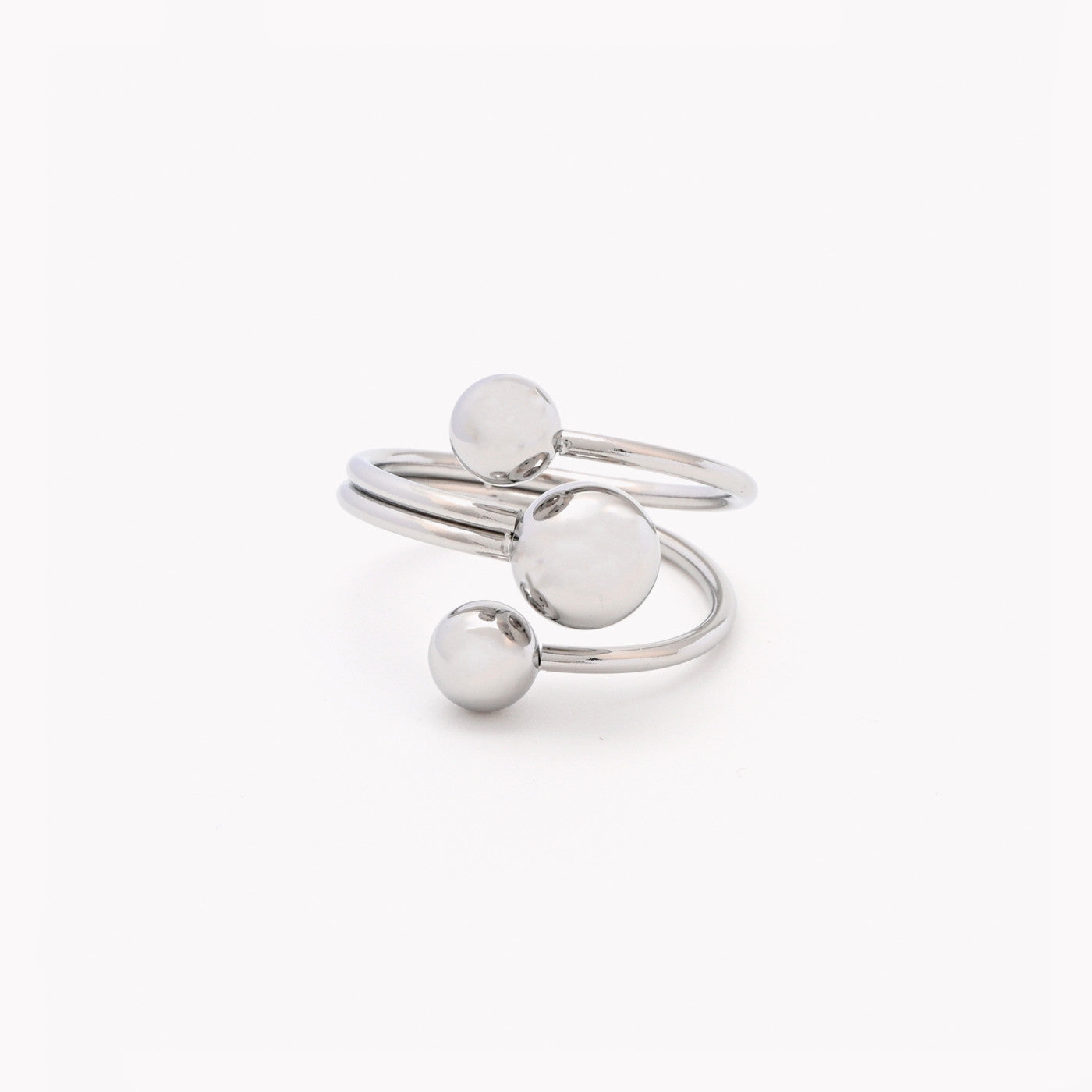 Steel ring with balls