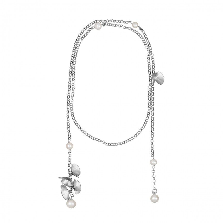 colar feminino prata Carmo Joalheiros lariat de duas correntes com pérolas e pingentes em forma de folha