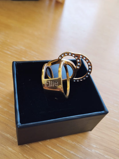 Joia Exclusiva Elite anel de luxo Moon Acquamarina. Anel dourado com pedra e aro com cristais em caixa preta