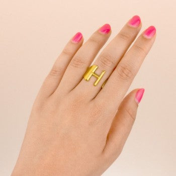 Anel de Aço com Letra Inicial Carmo Joalheiros