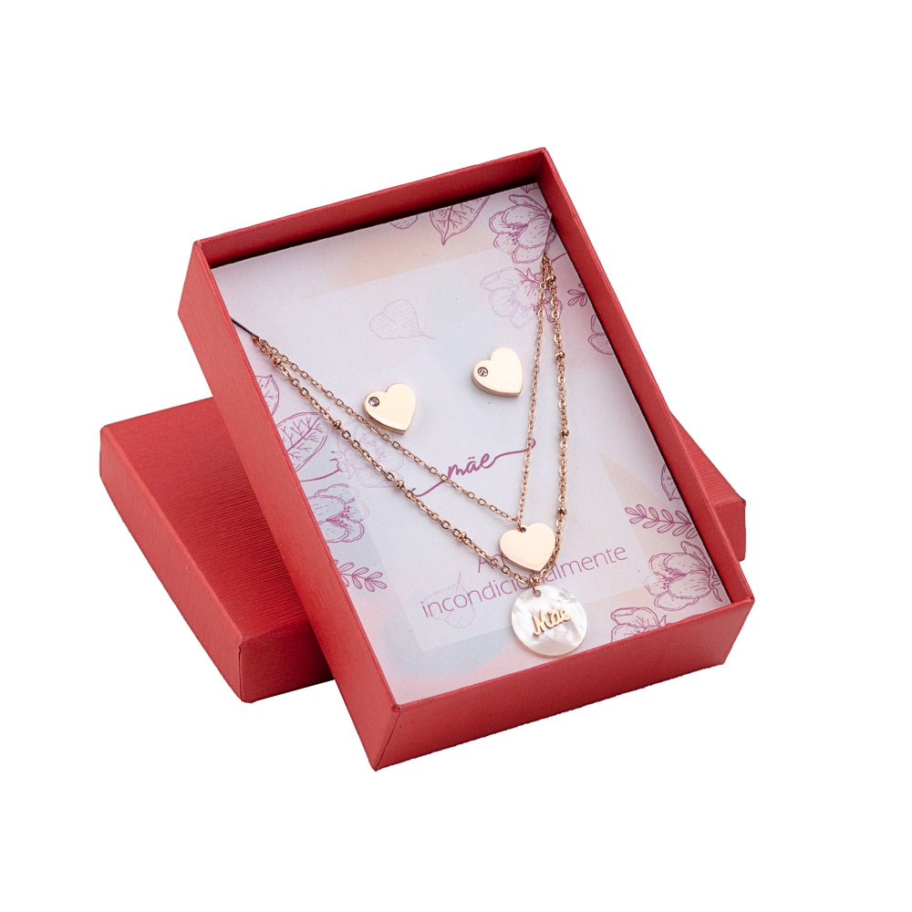 conjunto mãe aço Carmo Joalheiros caixa vermelha colar duplo com medalha mãe gravada pendente coração e par de brincos