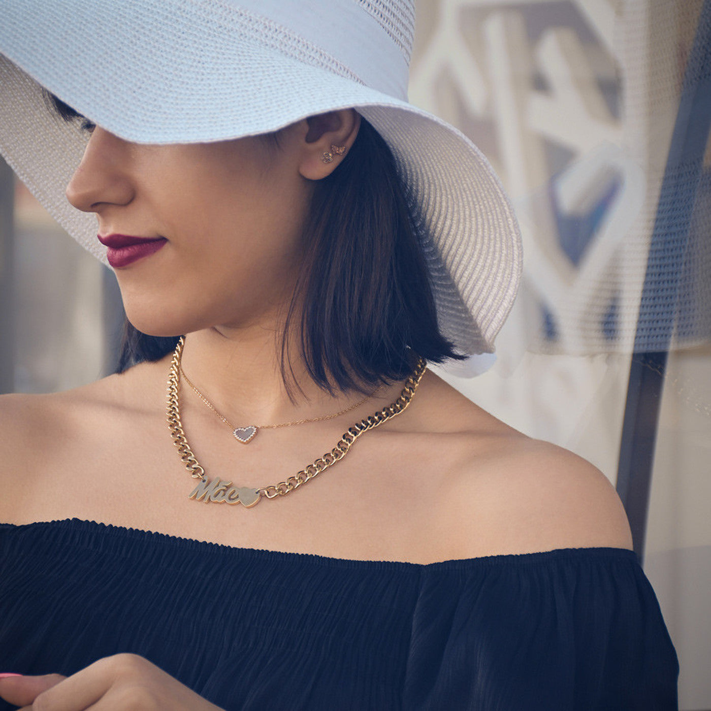 Steel necklace with the word MOTHER