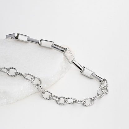 Reversible steel necklace with links