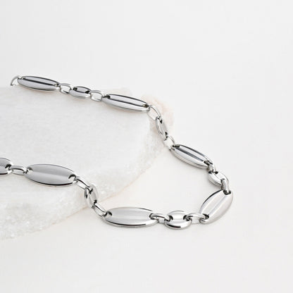 Stainless steel necklace with long links